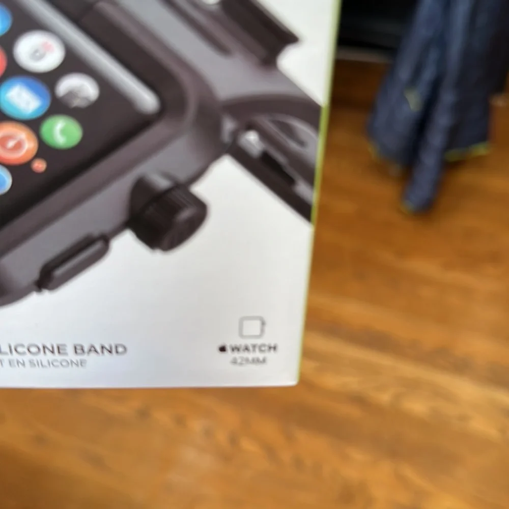 Men's Apple Watch case. Lunatik Epik. 42mm. Black.